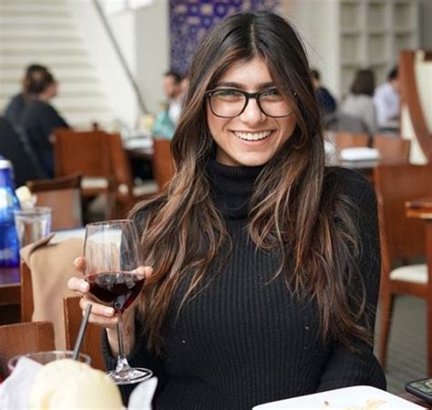 mia kalifa family|Mia Khalifa Biography, Age, Family, Height, Husband ...